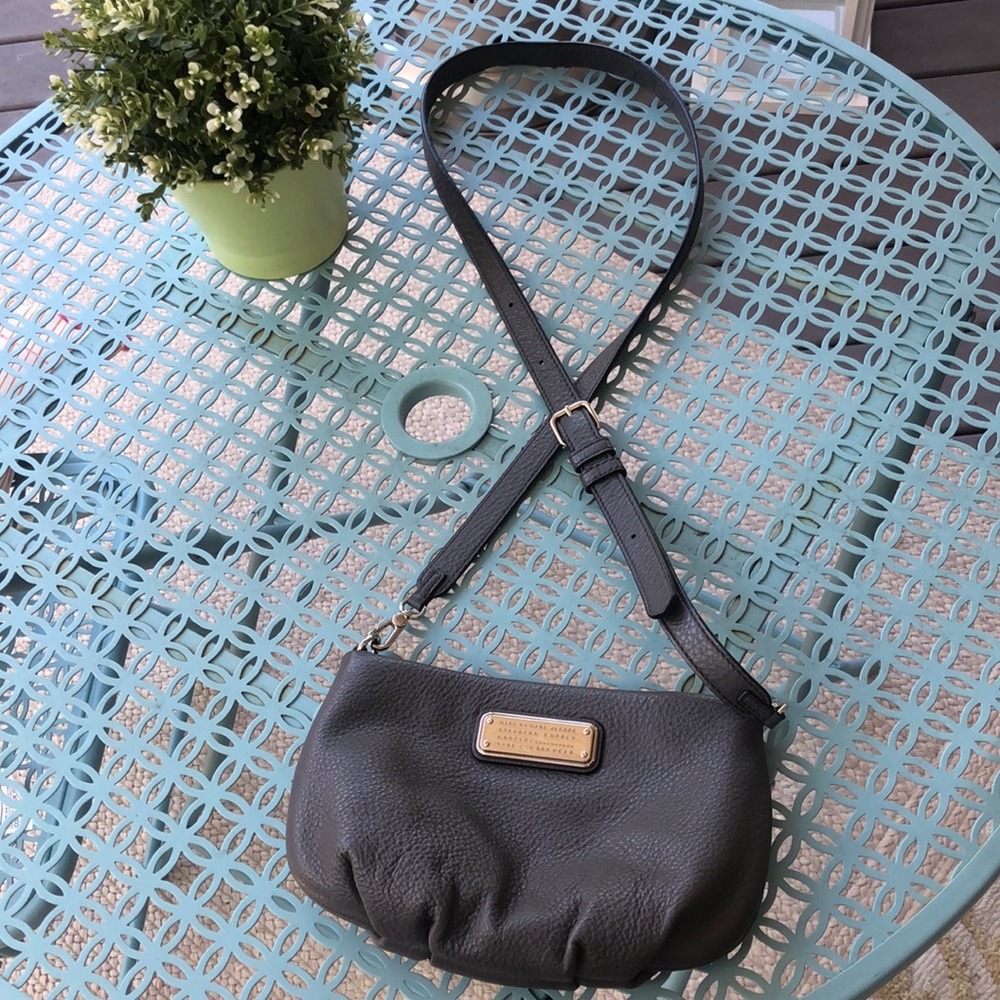 ✨Marc Jacobs Cross body purse ✨